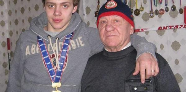 Артемий Сергеевич Панарин хоккеист: спортивные заслуги и личная жизнь, статистика его побед