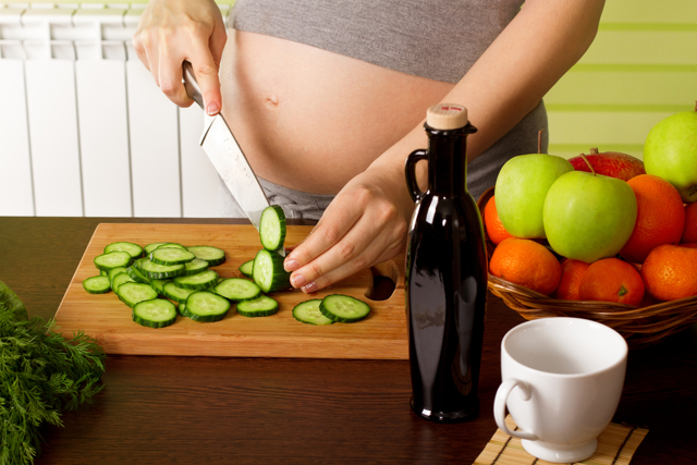 Питание во время беременности: на что расходуются калории и рекомендации для поддержания нормального веса