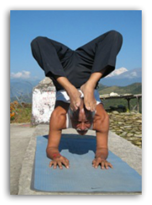 Упражнения сукшма-вьяямы — гимнастика Дхирендры Брахмачари