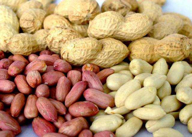 Калории в орехах: таблица калорийности, польза и разновидности, низкокалорийные орехи