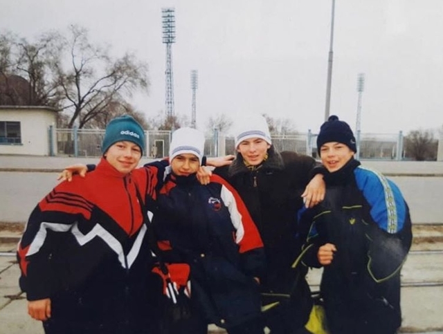 Футболист Евгений Савин: карьера на телевидении и в спорте, личная жизнь и фото